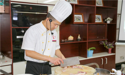 “食”尚教师，为你而来 张健教师的菜品制作艺术